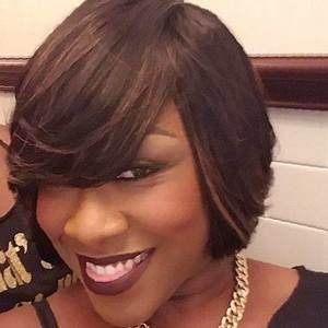 Meet your Posher, Ebony